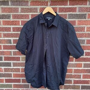Beverly Hills Polo Black and Blue Dotted Collared Button Down Short Sleeve Shirt